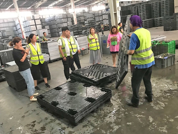 大托盤棧板自動清洗烘干 (1)